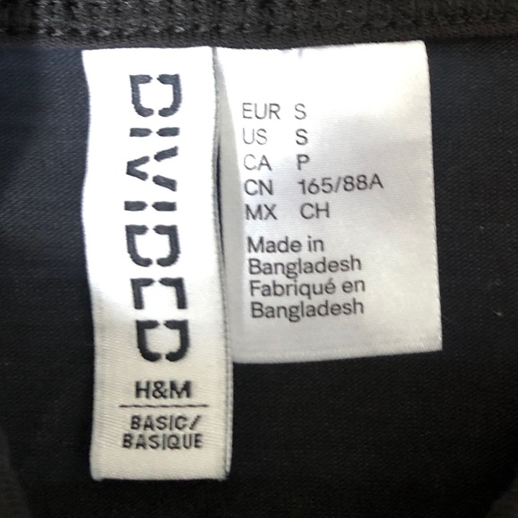 🦋5/$40 H&M basic crop tank - Picture 3 of 3